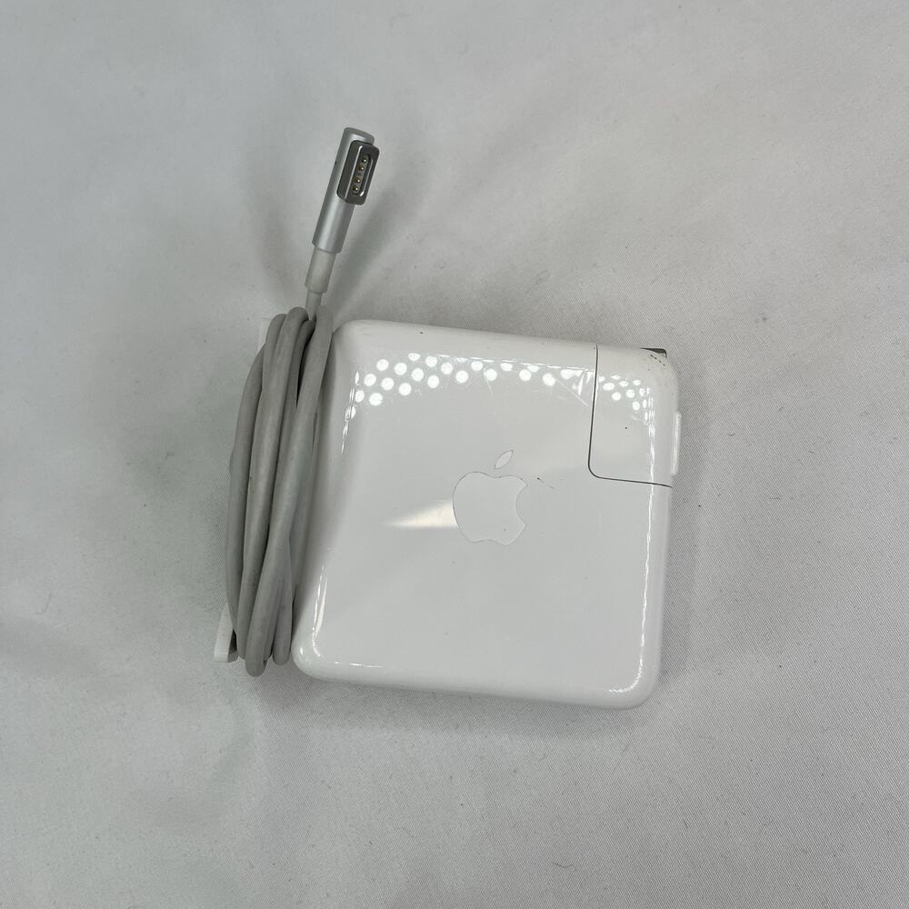 Apple Magsafe Power Adapter Model No: A1344 Input AC 100-240V Output 16.5V-3.65A